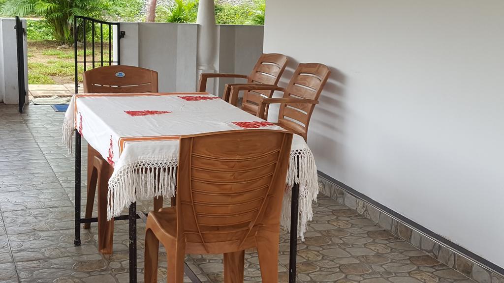 Anura Home Stay Kalutara Bagian luar foto