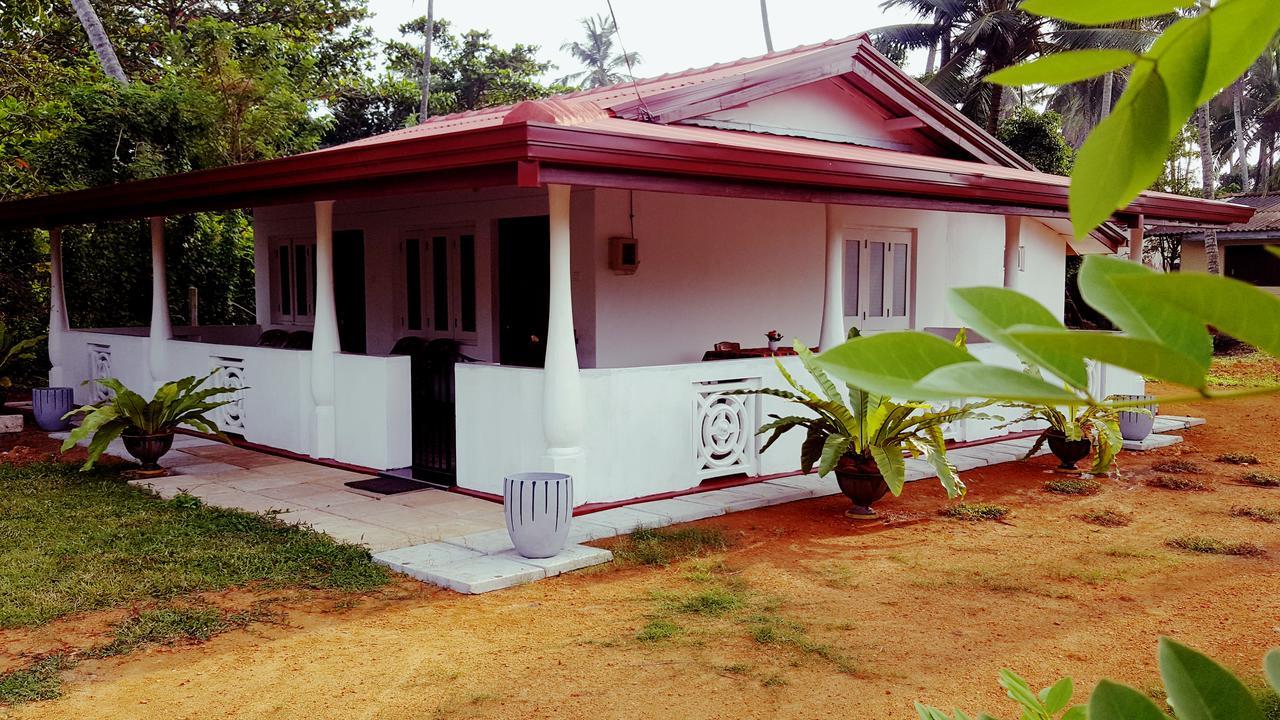 Anura Home Stay Kalutara Bagian luar foto